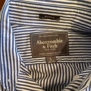 Abercrombie &Fitch muscle button down shirt sz m